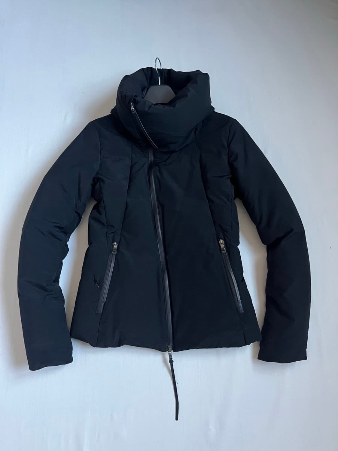 The Viridi-Anne High-Neck Down Jacket 상품이미지1