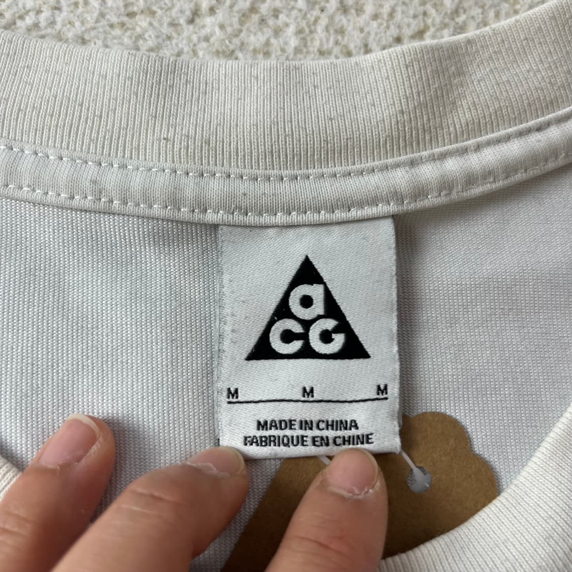 100 나이키 ACG NRG 하트 반팔 티셔츠 상품이미지3