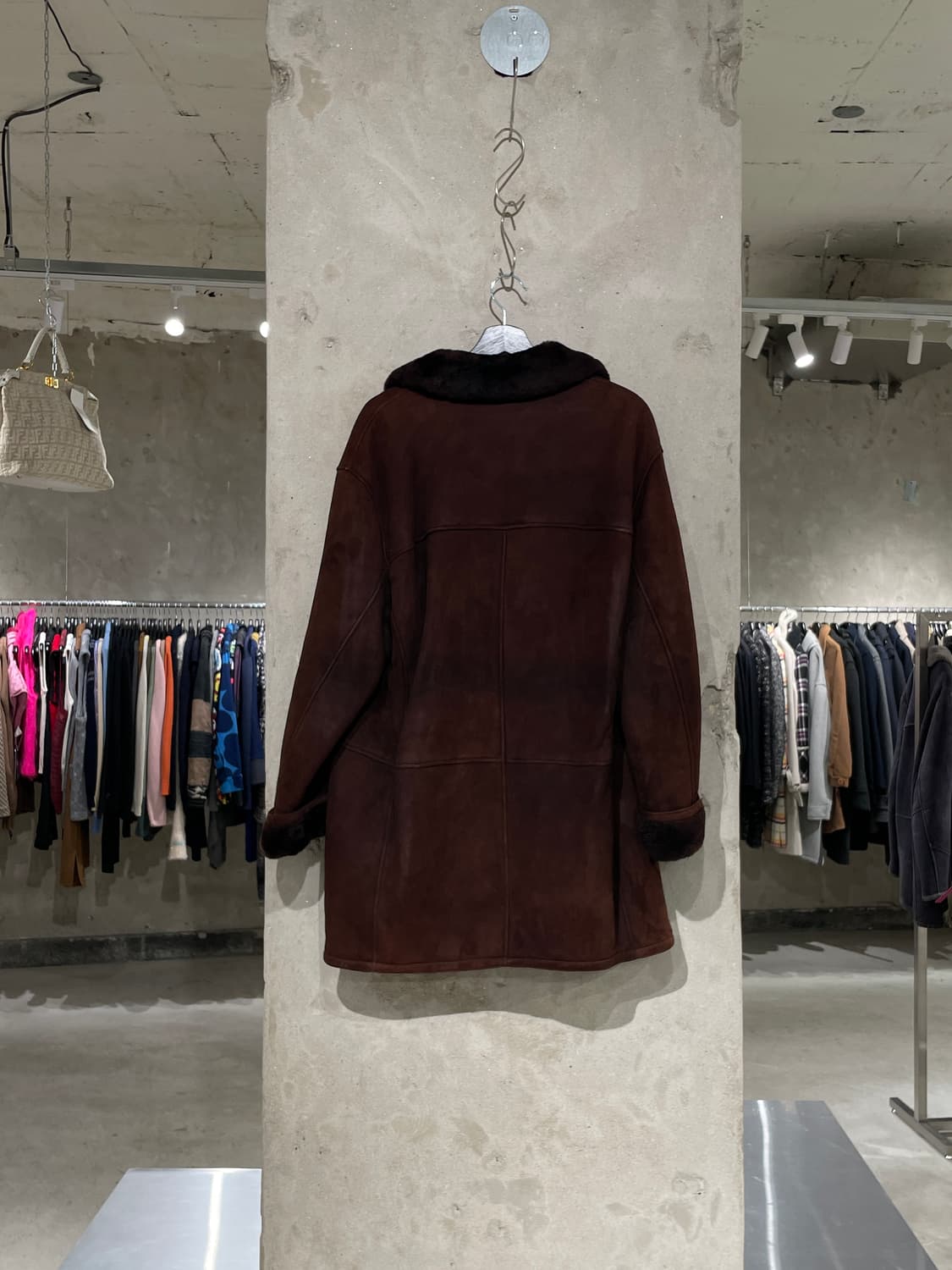 이브 생로랑 뿌르 옴므 딥 브라운 쉽 레더 스웨이드 무스탕 자켓 상품이미지6