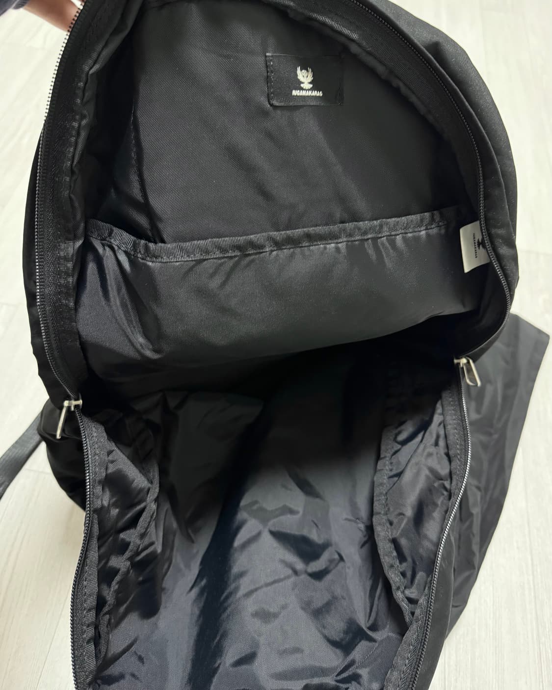 이우가마카라스 노티드 백팩 블랙 상품이미지4