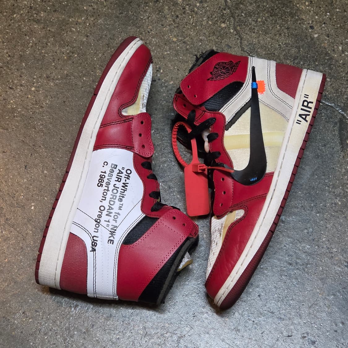 나이키 조던 1 x 오프화이트 레트로 하이 시카고 더 텐 (290) 상품이미지2