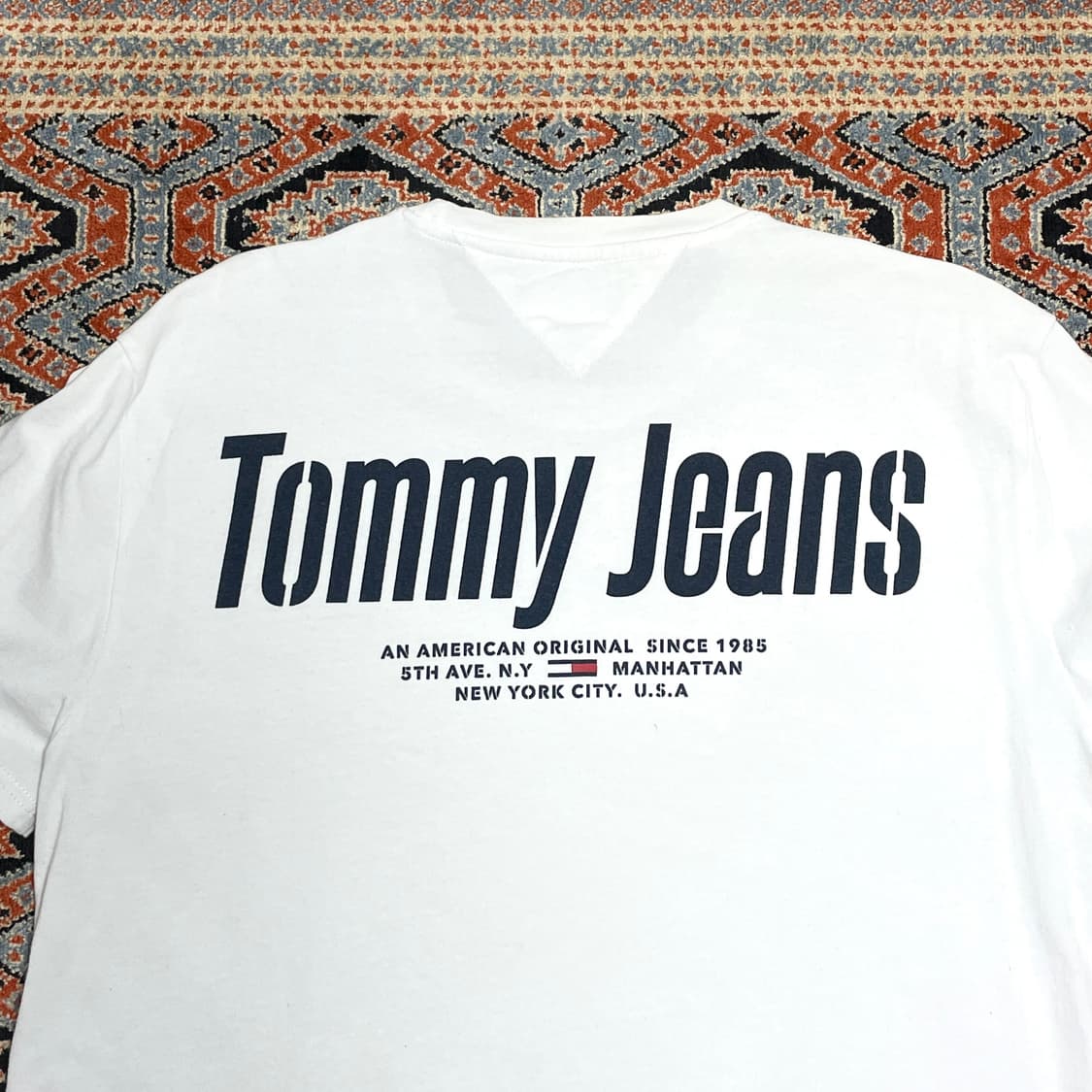 타미진스 스펠로고 백프린팅 화이트 반팔티셔츠 남성XXL 상품이미지7