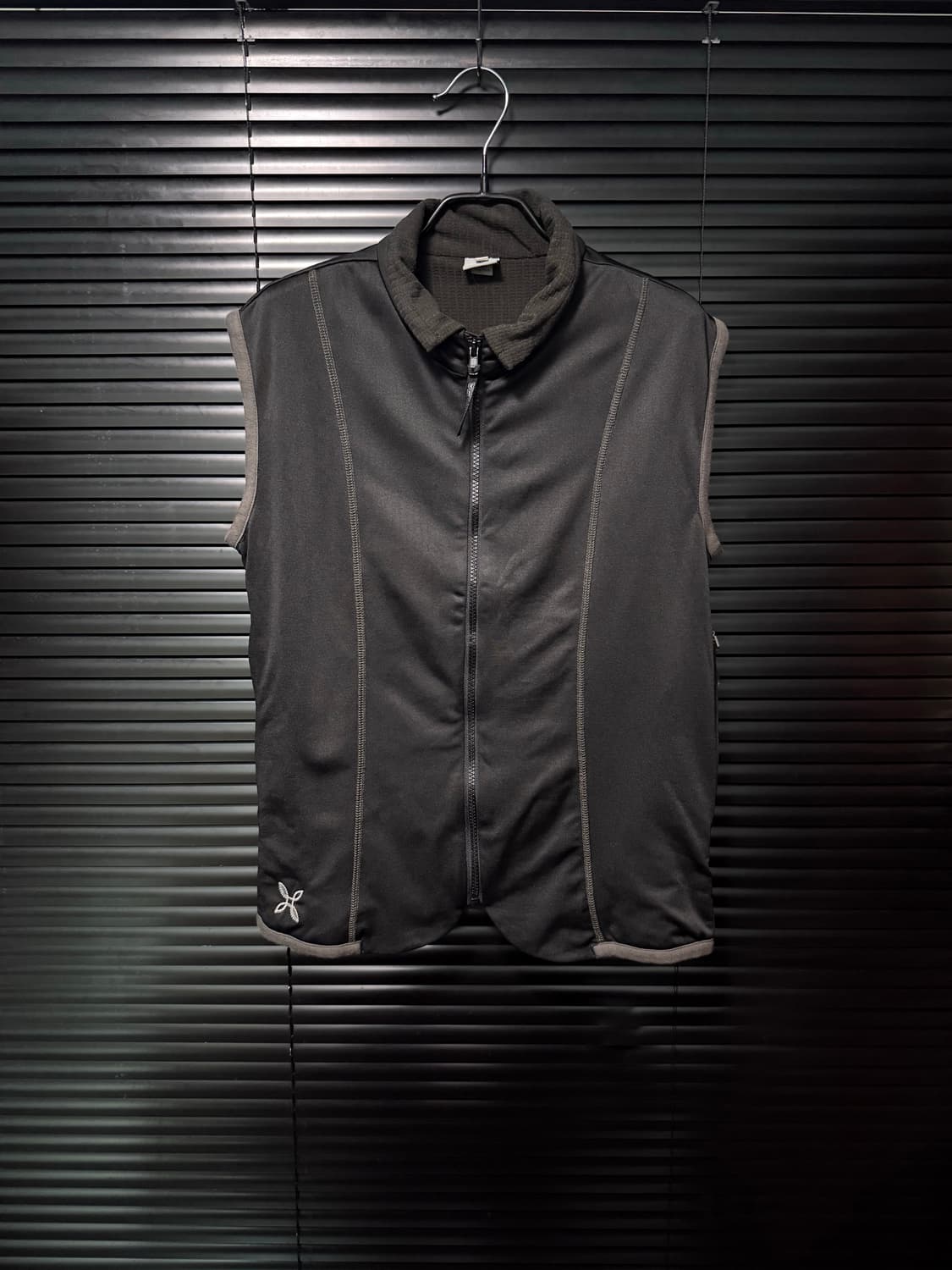 몬츄라 기모 조끼 베스트 집업 등산 자수 고프코어 S 90 하이넥 카라 상품이미지3