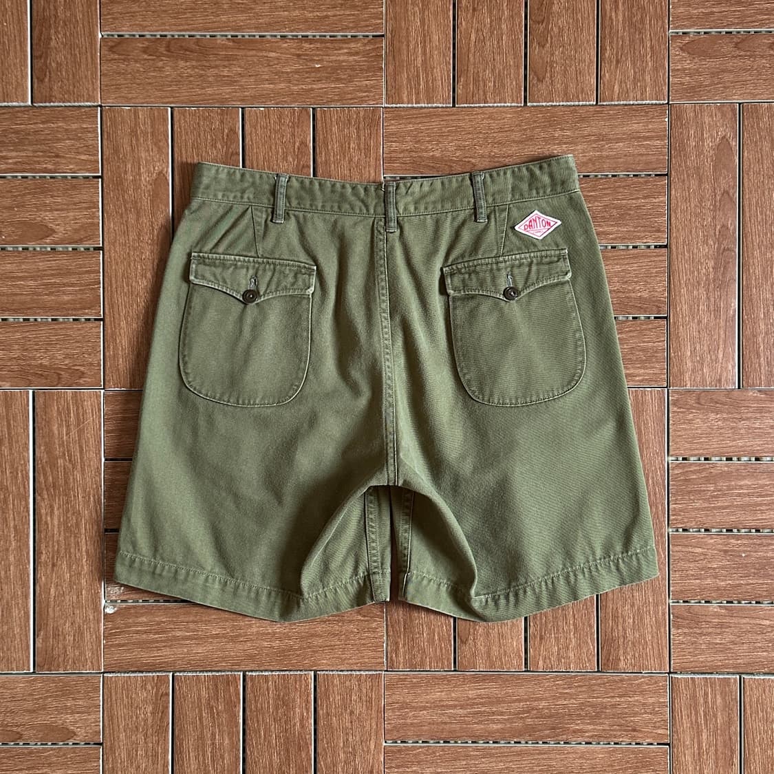 Danton two-tuck chino cotton shorts 상품이미지2