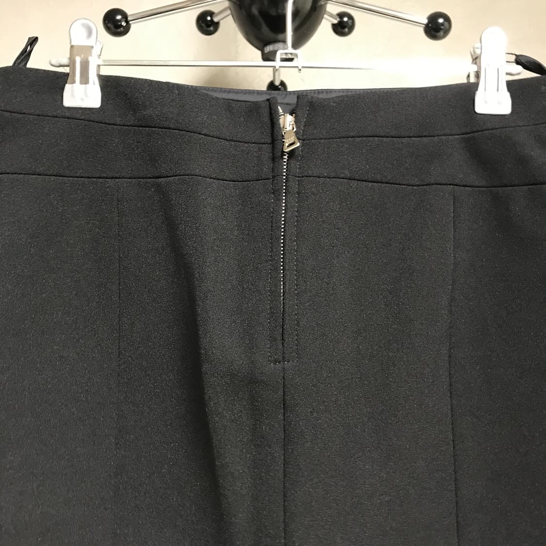 프라다 스포츠 블랙 스커트 42(W) 상품이미지4