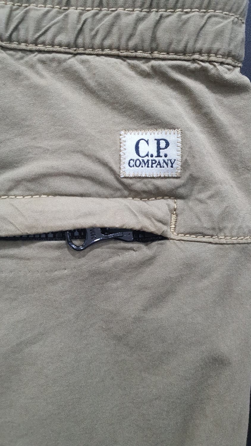CP COMPANY 시피컴퍼니 바지 새상품 (하자있음) 상품이미지3