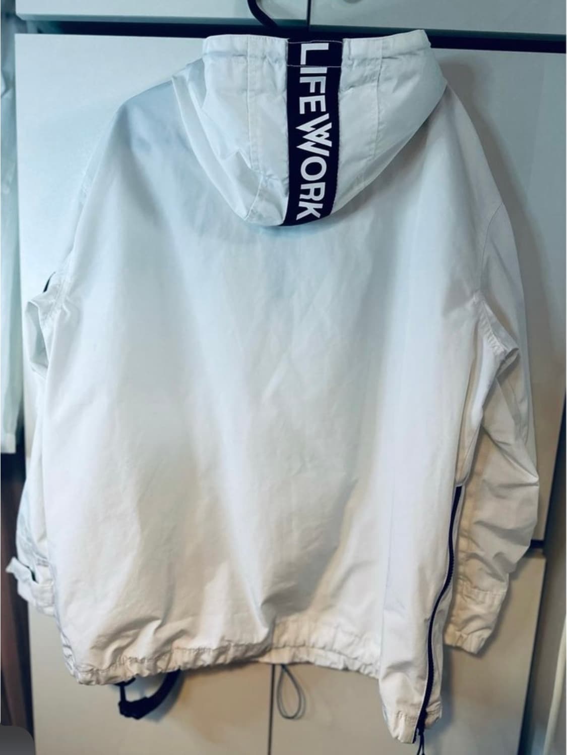 라이프워크 화이트 바람막이 점퍼 상품이미지7