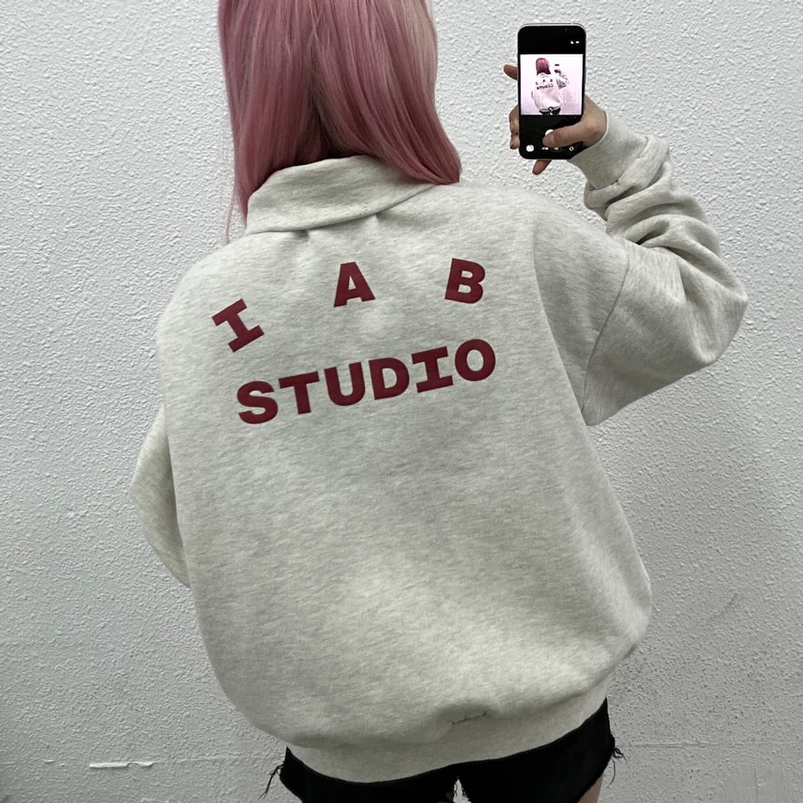 아이앱스튜디오 레드 로고 백멜란지 반집업 XL 상품이미지2