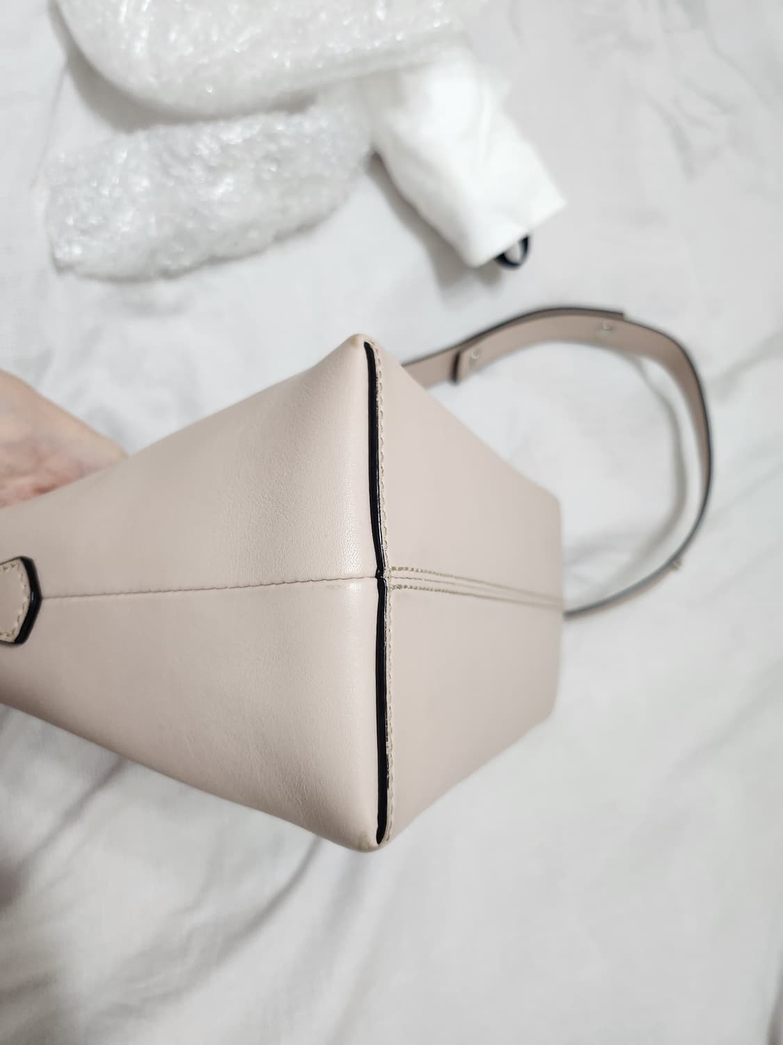 펜디 바이더웨이 상품이미지3