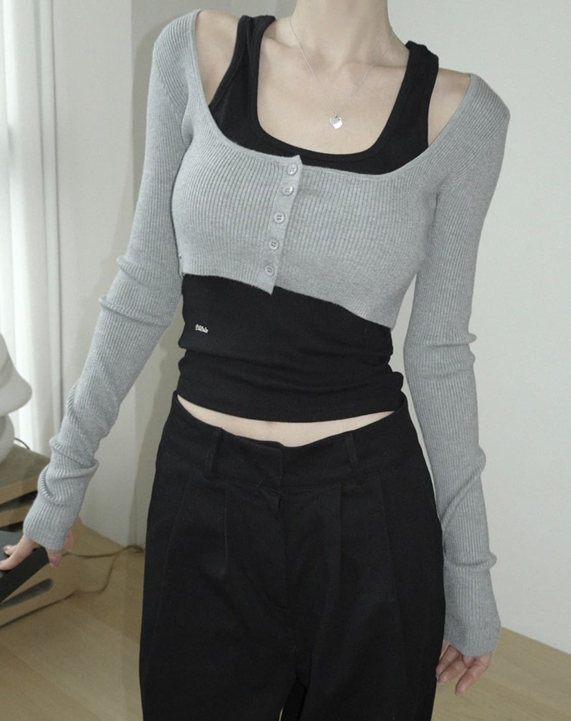 페일제이드 볼레로 가디건 Button Bolero Knit Cardi 상품이미지1