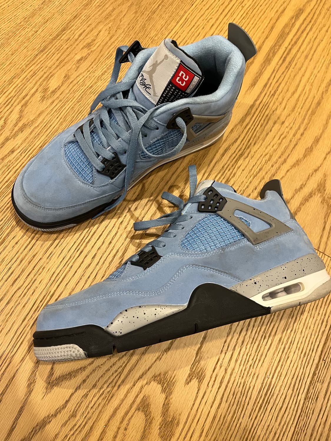 조던 4 레트로 유니버시티블루 상품이미지2