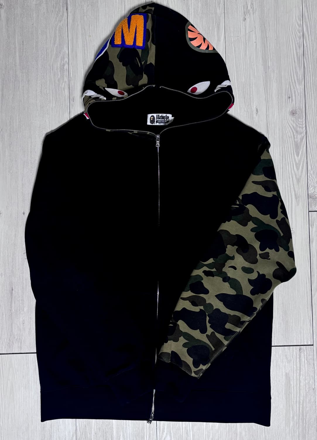 [정품] 베이프 샤크 녹계 후드집업 XL 상품이미지1