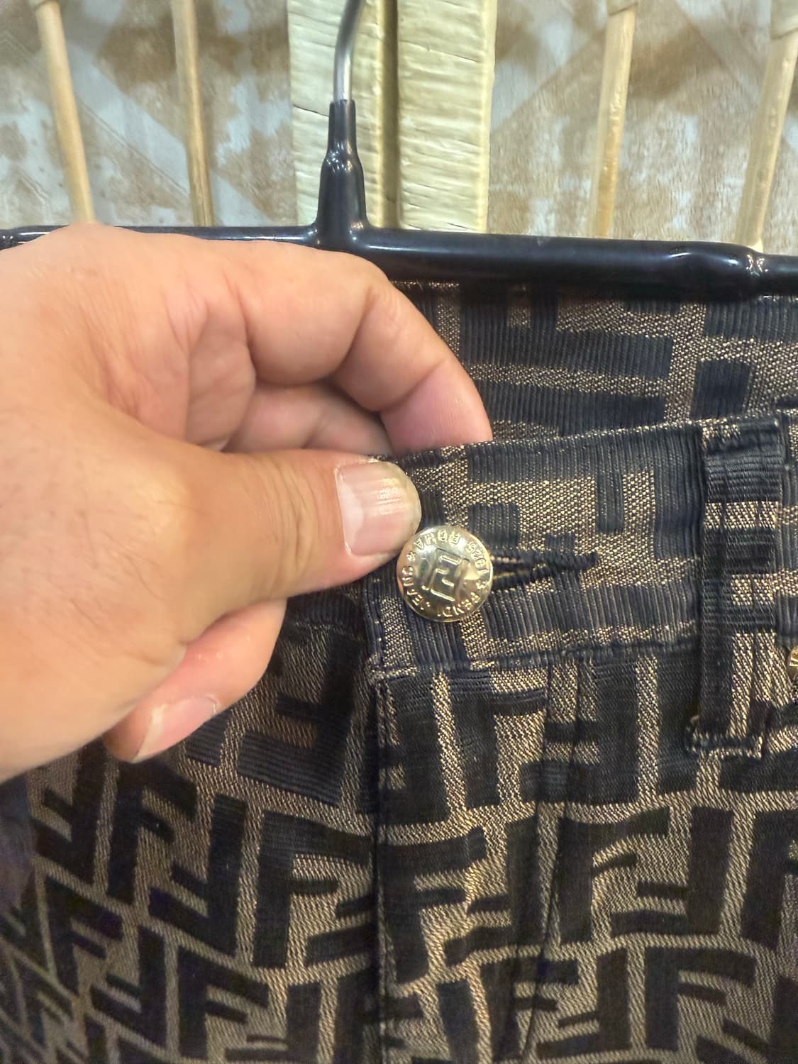 29-30 정품 펜디 주카 바지 팝니다 상품이미지2