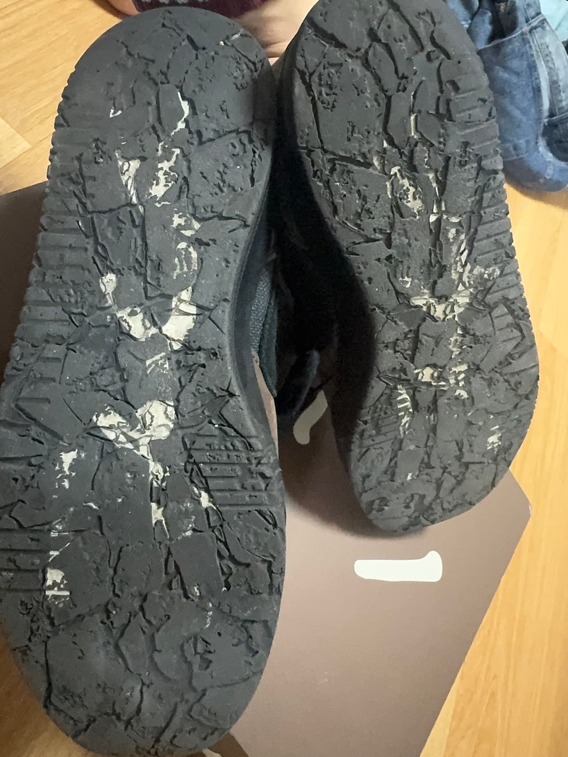 조던 x 트래비스 스캇 점프맨 잭 TR 블랙 앤 다크 모카 상품이미지2