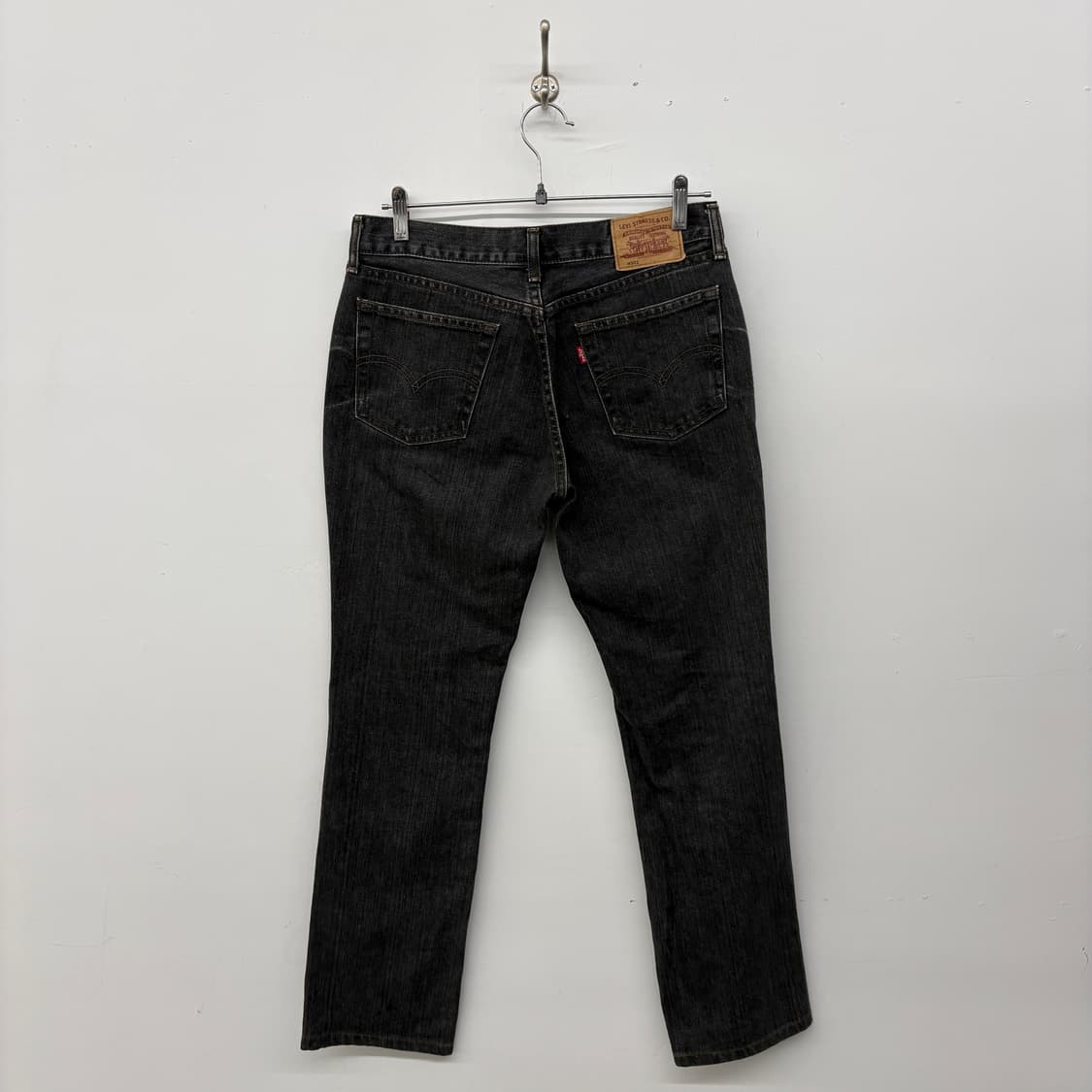 리바이스w502 블랙 데님 청바지 허리31 상품이미지4