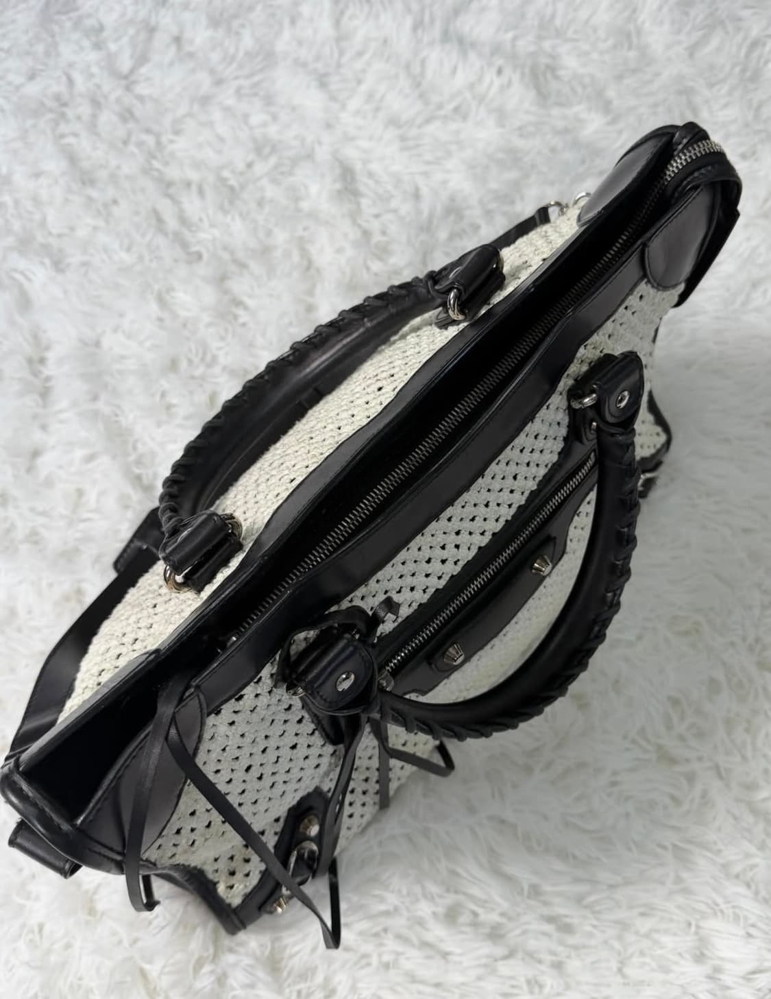 발렌시아가 레어 라피아 모터백  상품이미지7