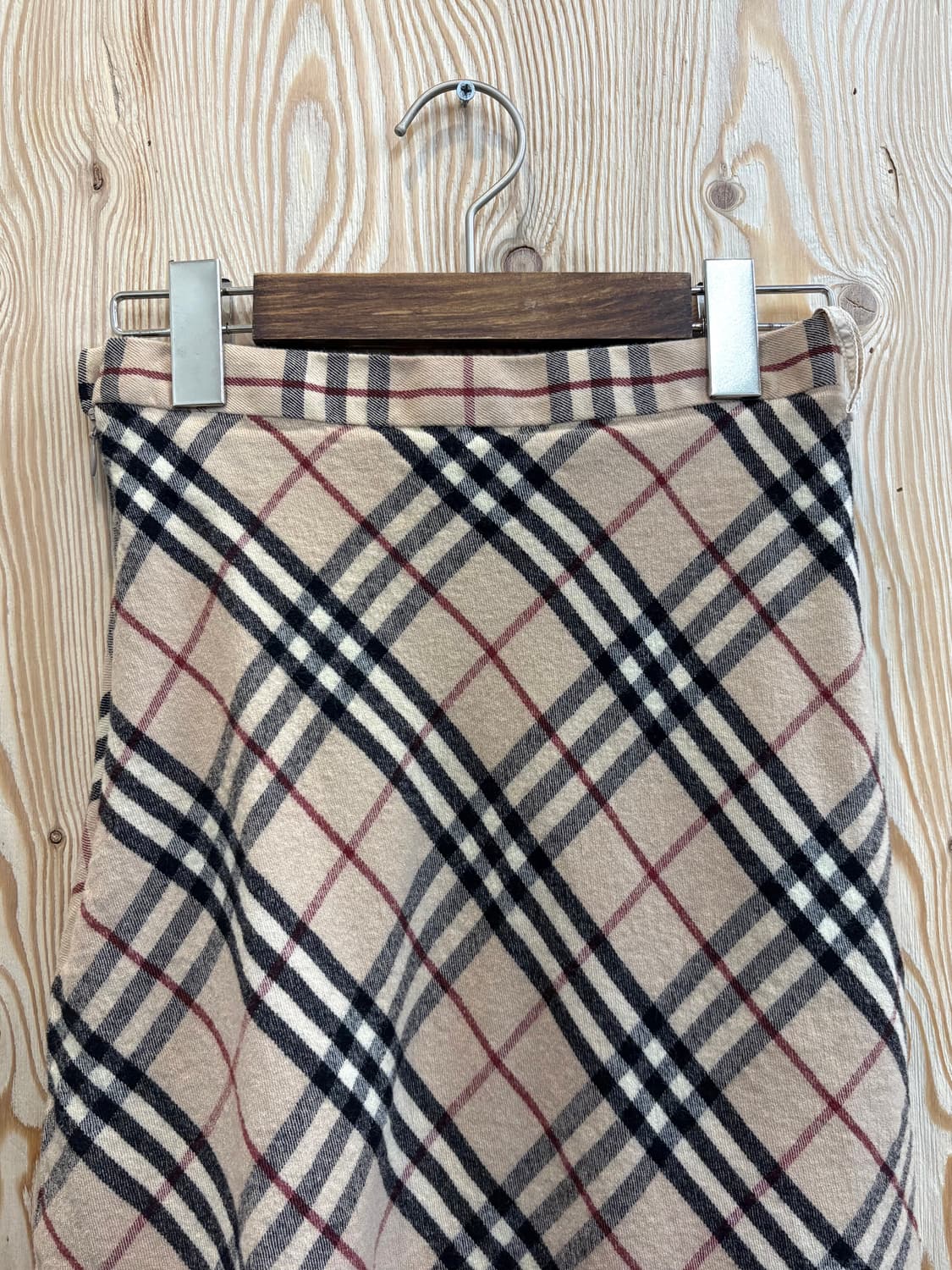 버버리 미디 스커트 상품이미지3