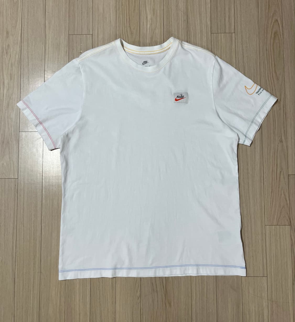 나이키 스우시 반팔티 상품이미지3