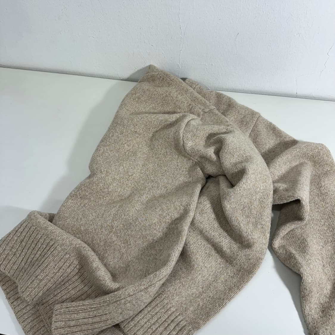 L 48 엘무드 오트베이지 루즈오버핏 울100% 라운드니트 상품이미지5