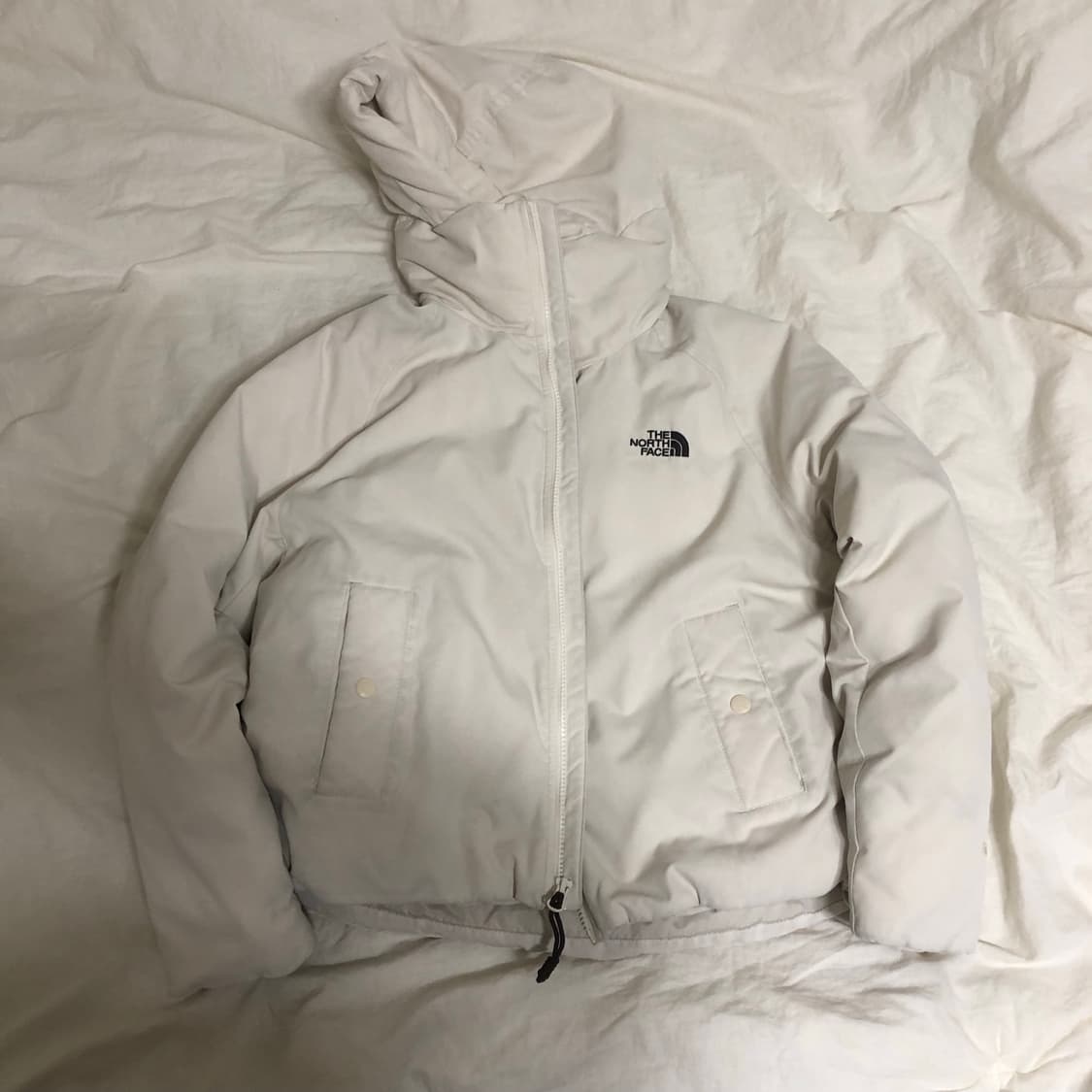 노스페이스 온볼 아이보리 숏패딩 XS 상품이미지2