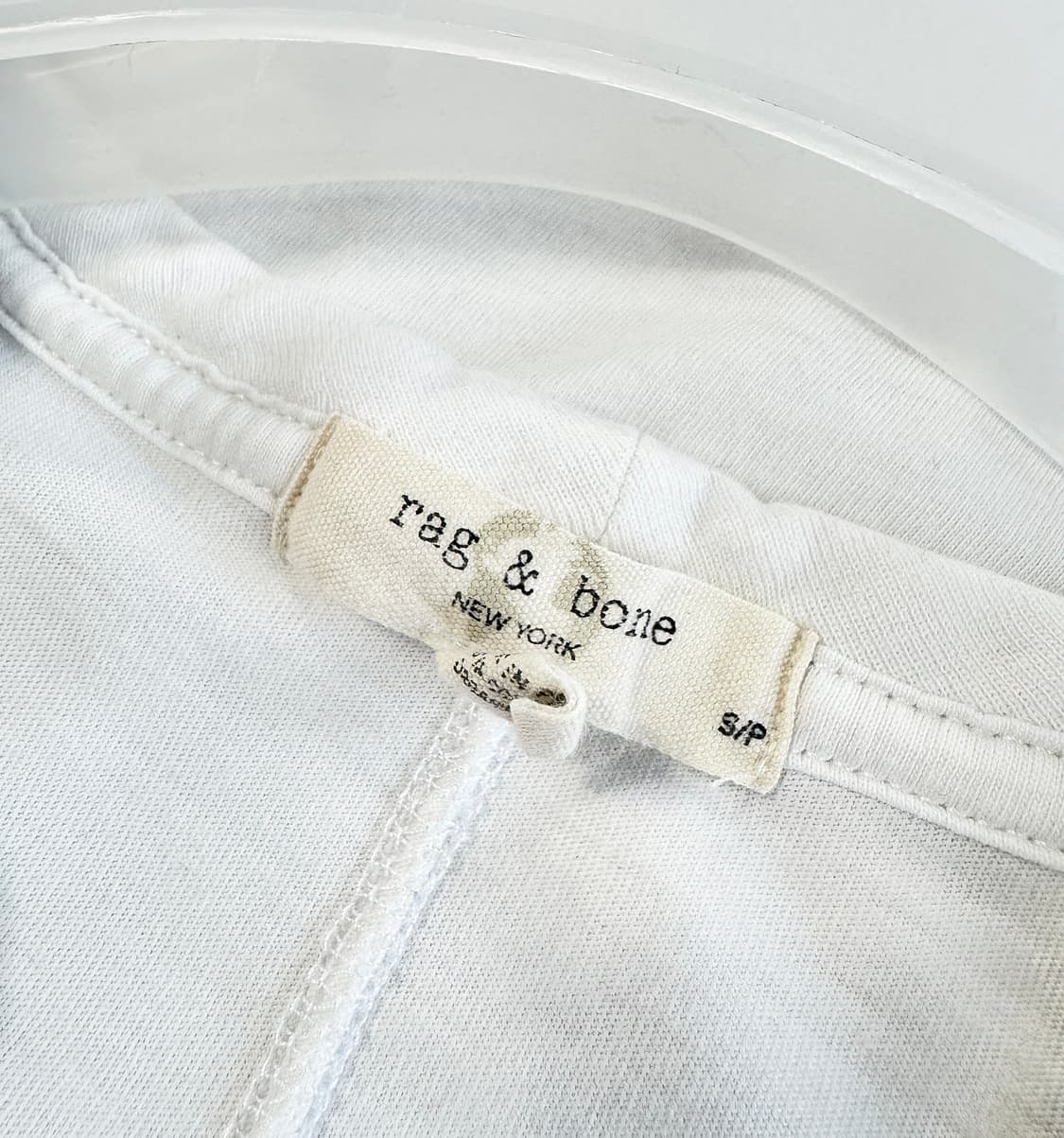 랙앤본 자수 크롭 긴팔 티셔츠 상품이미지4