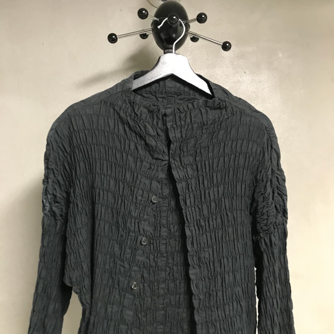 이세이 미야케 플리츠 가디건 블랙 2(W) 상품이미지2