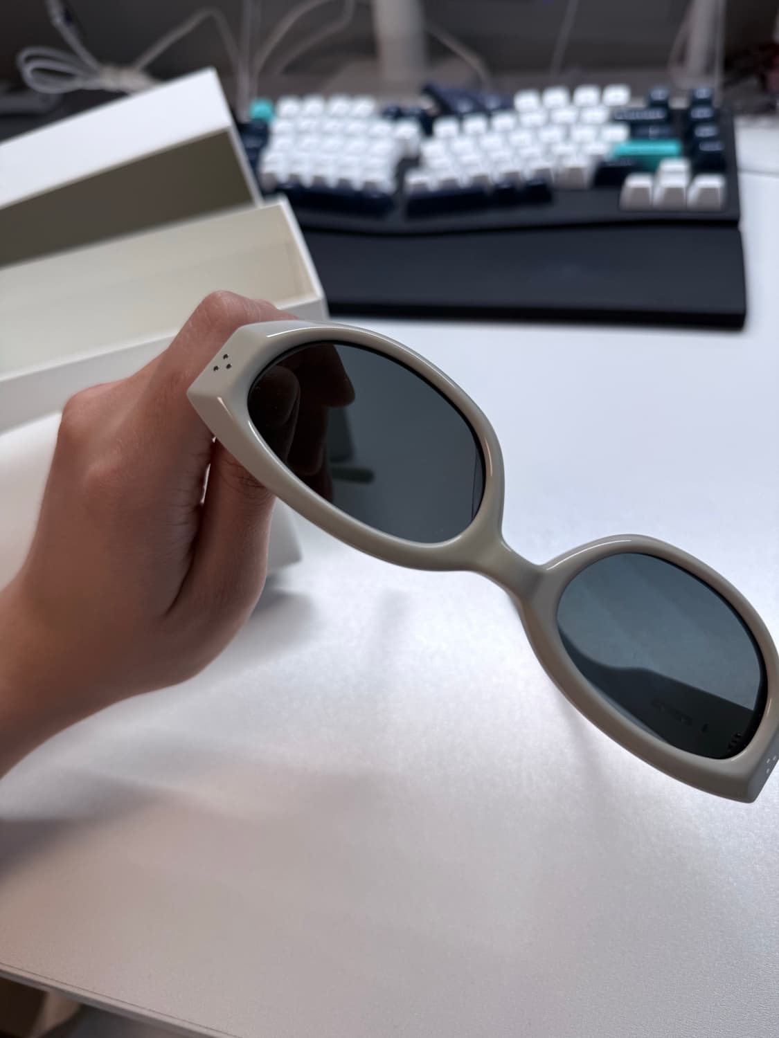 젠틀몬스터 보이드 그레이 상품이미지5