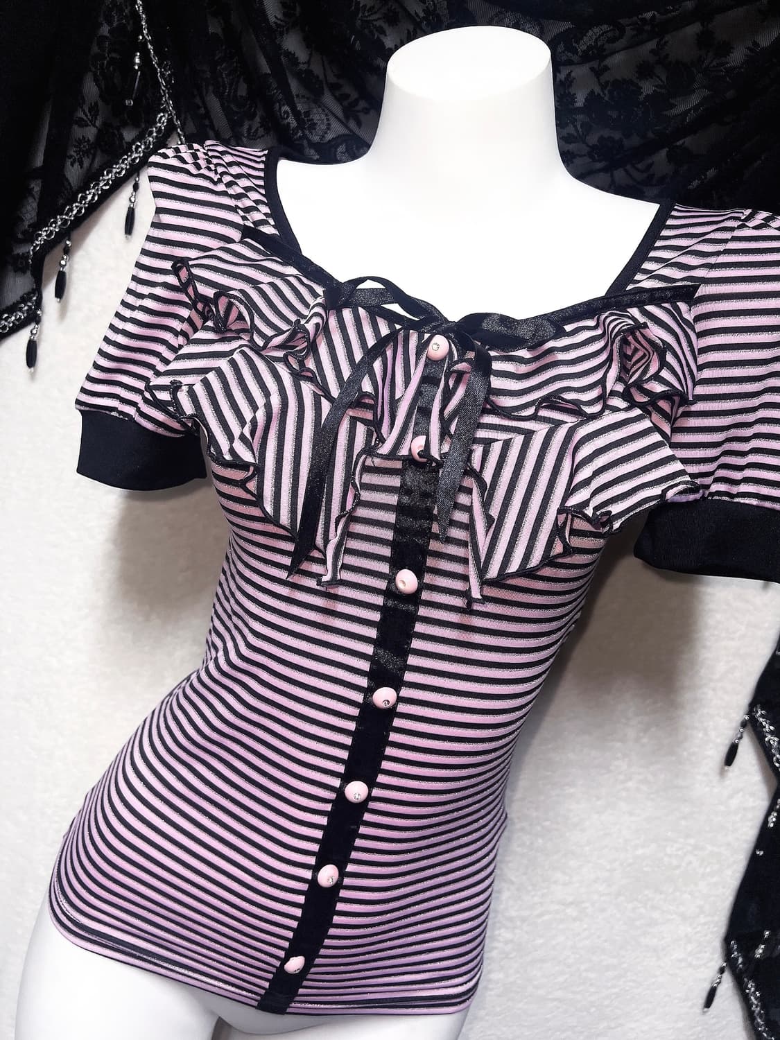 세실맥비 히메갸루 로맨틱 러블리 핑크 스트라이프 프릴 로걀탑 백트임 오네 상품이미지4