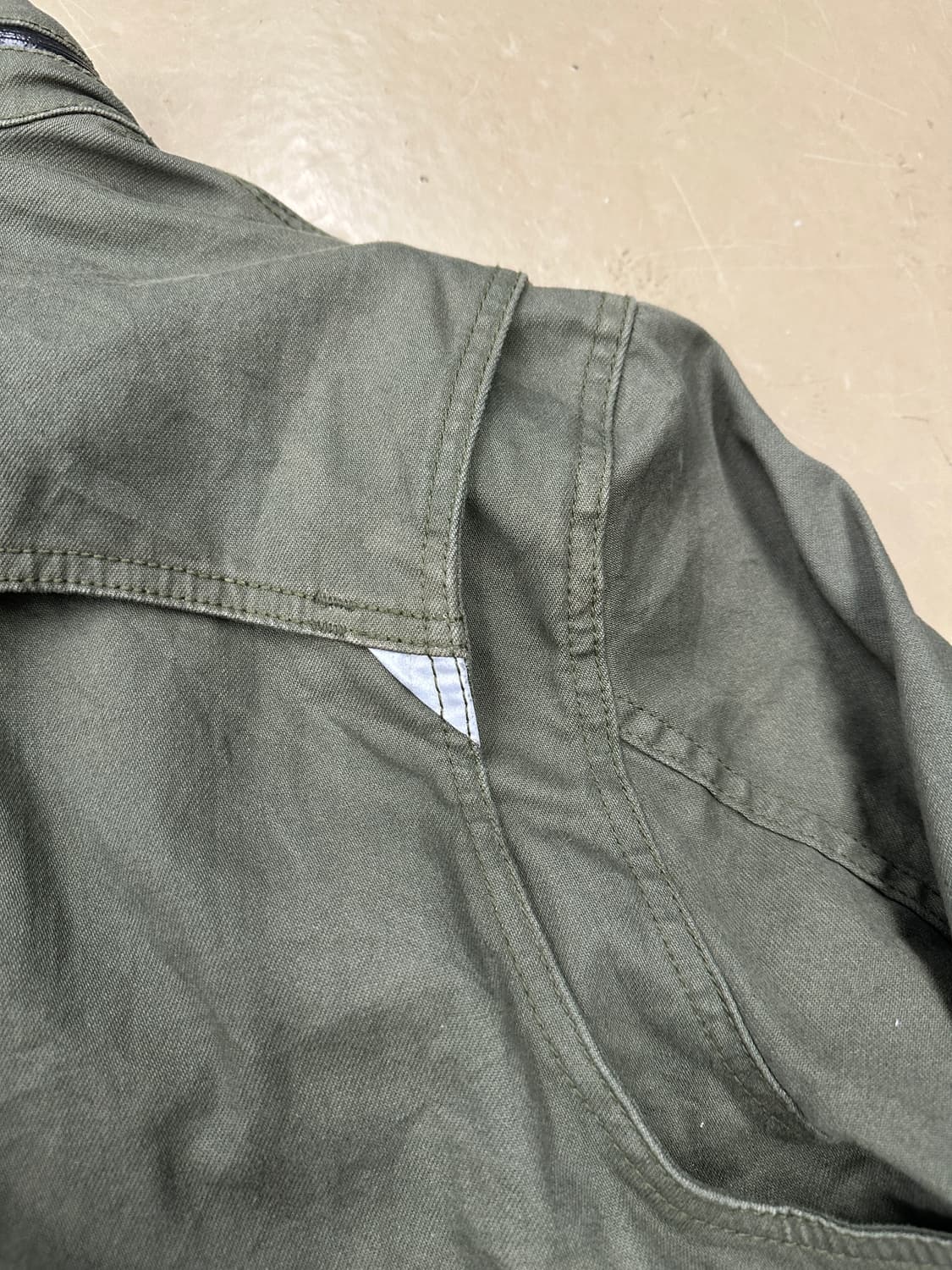 Levi's 카키색 자켓 상품이미지6