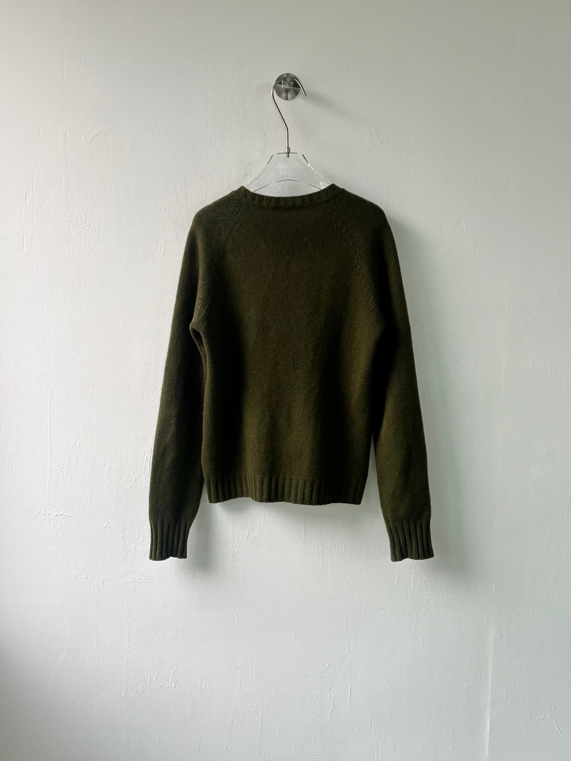 드리스 반 노튼 90‘s 라이카기 브이넥 니트 상품이미지8