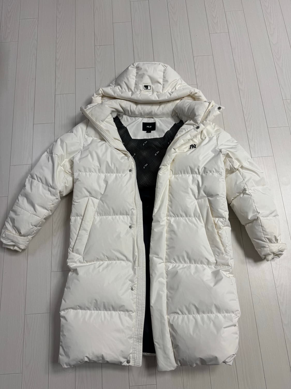 MLB 뉴욕 양키스 롱패딩 화이트 L 상품이미지1