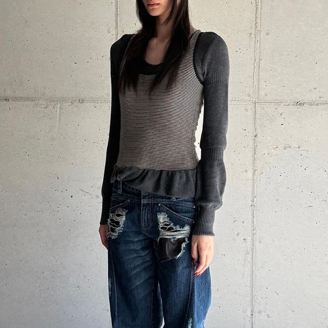 미스치프 레이어드 니트 탑 RIPPLE LAYERED KNIT TOP 상품이미지2