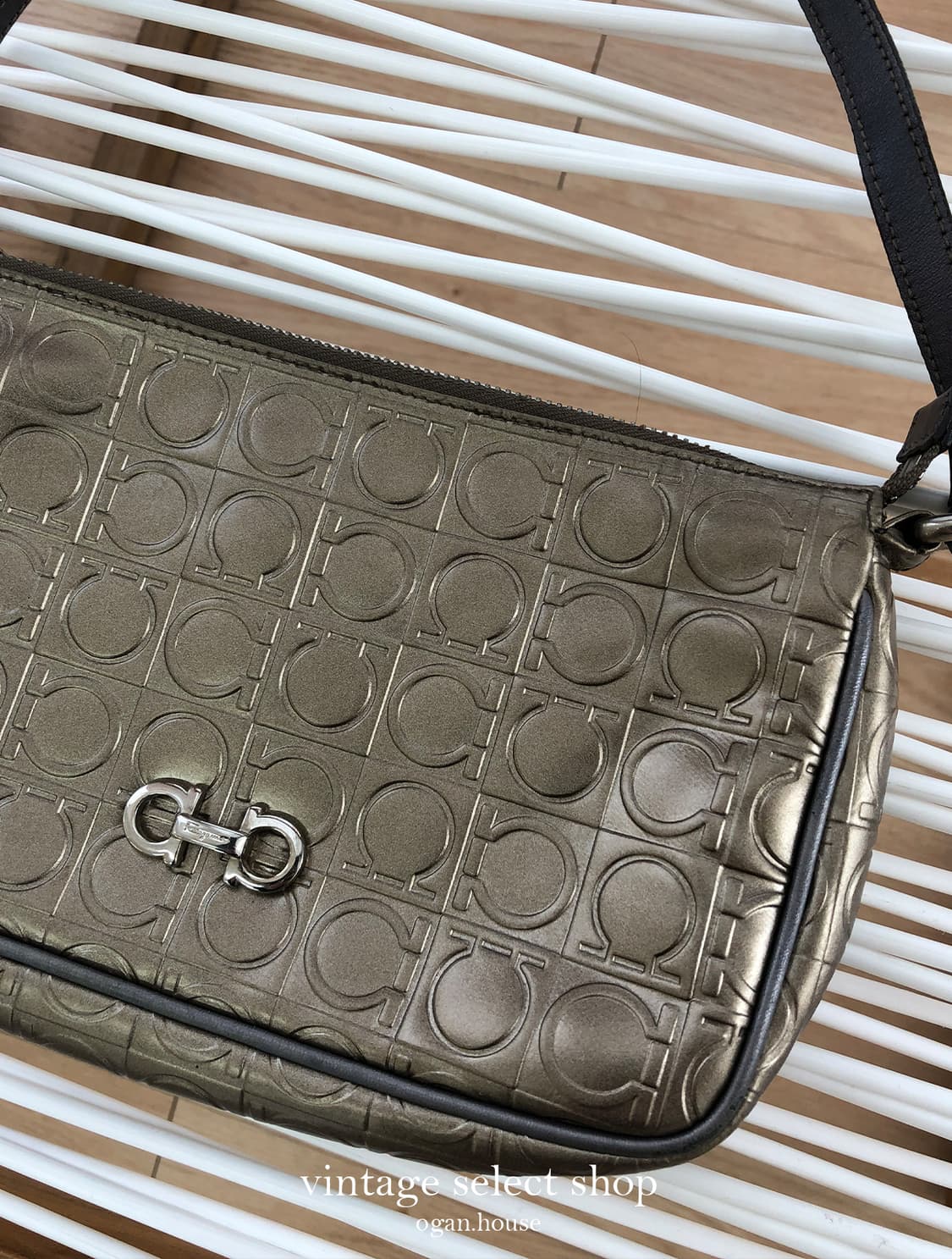 vintage Salvatore Ferragamo gancini bag 상품이미지3