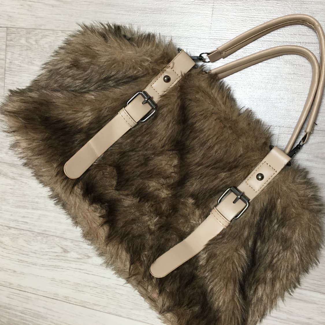 갸루 y2k 퍼 숄더백 상품이미지2