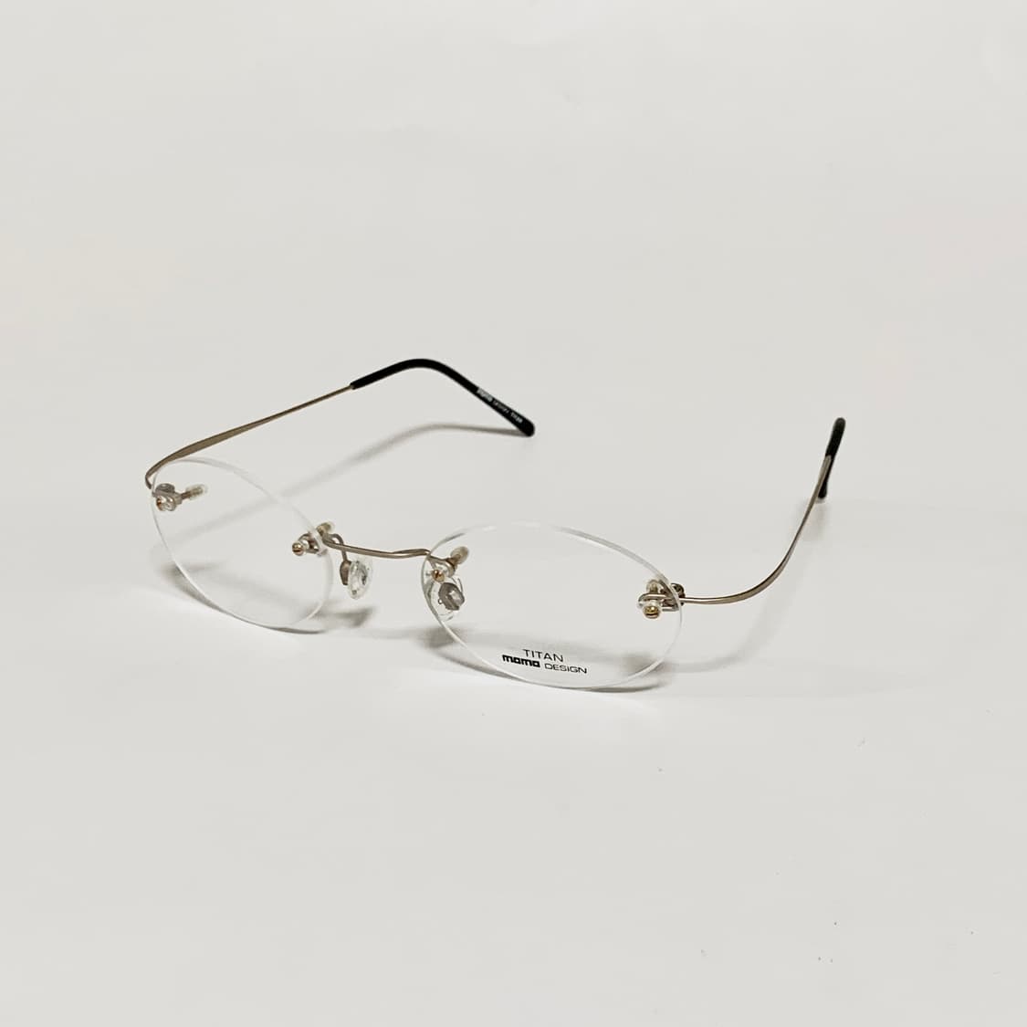 990 무테 원형 안경테 티타늄 무광 골드 라운드 빈티지 데드스탁 Y2K 상품이미지2