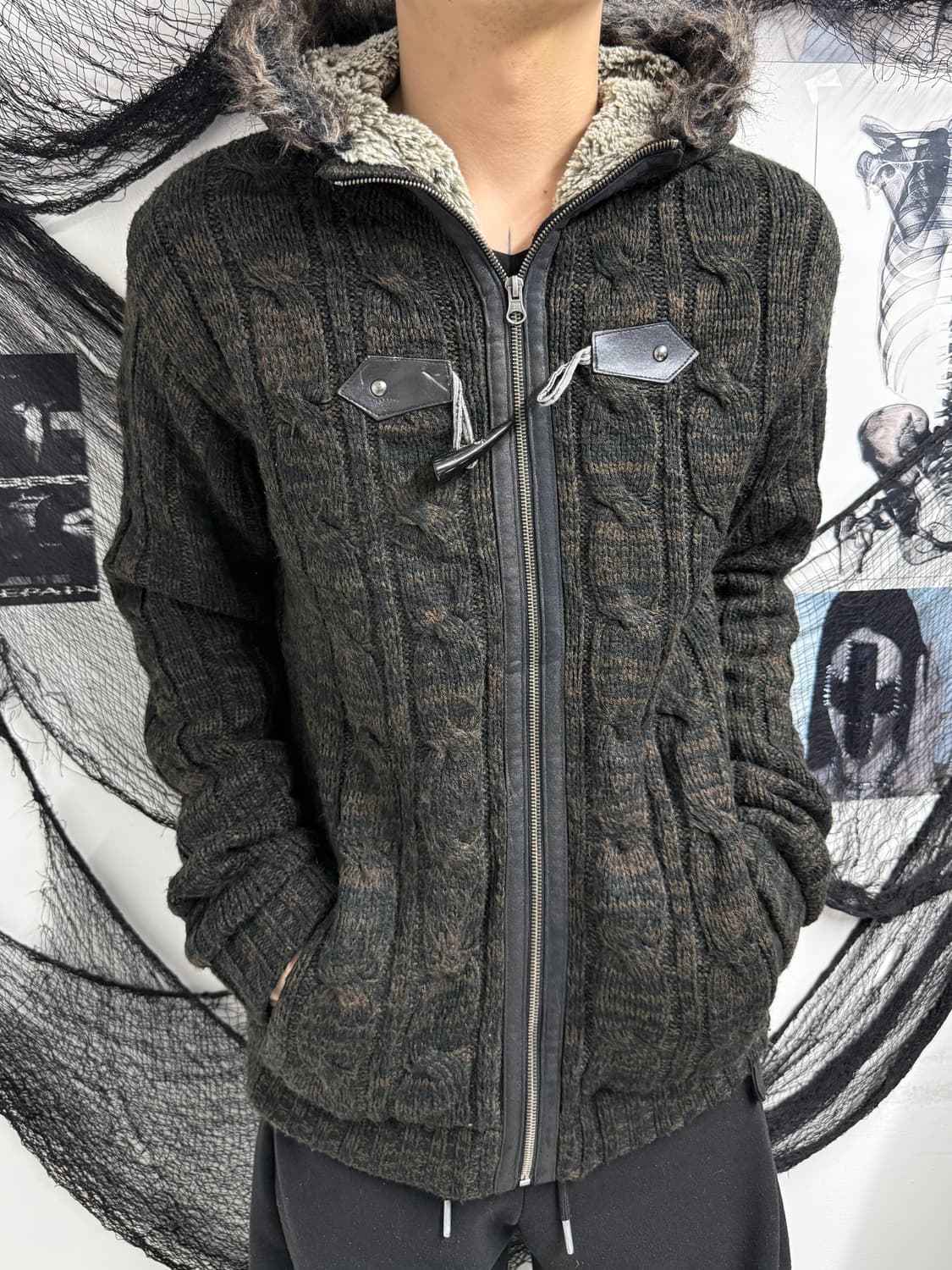 Fur detailed knit hood zipup 상품이미지1