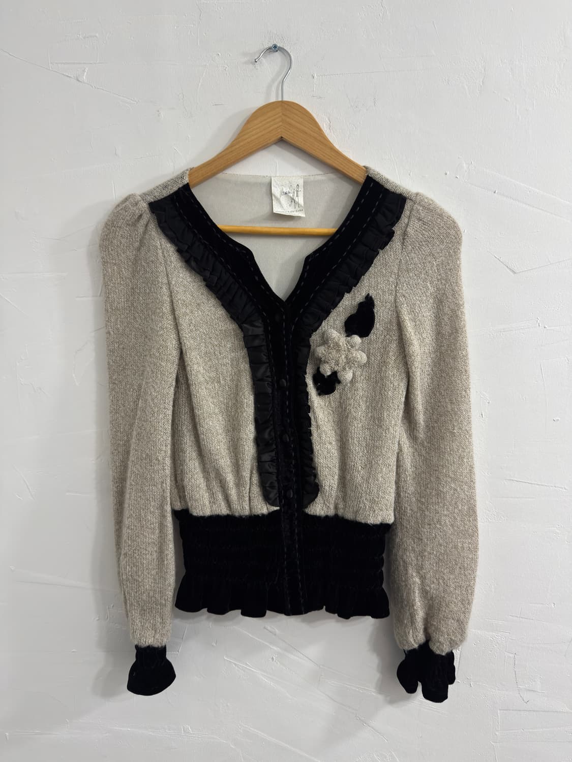 velvet design cardigan 상품이미지1