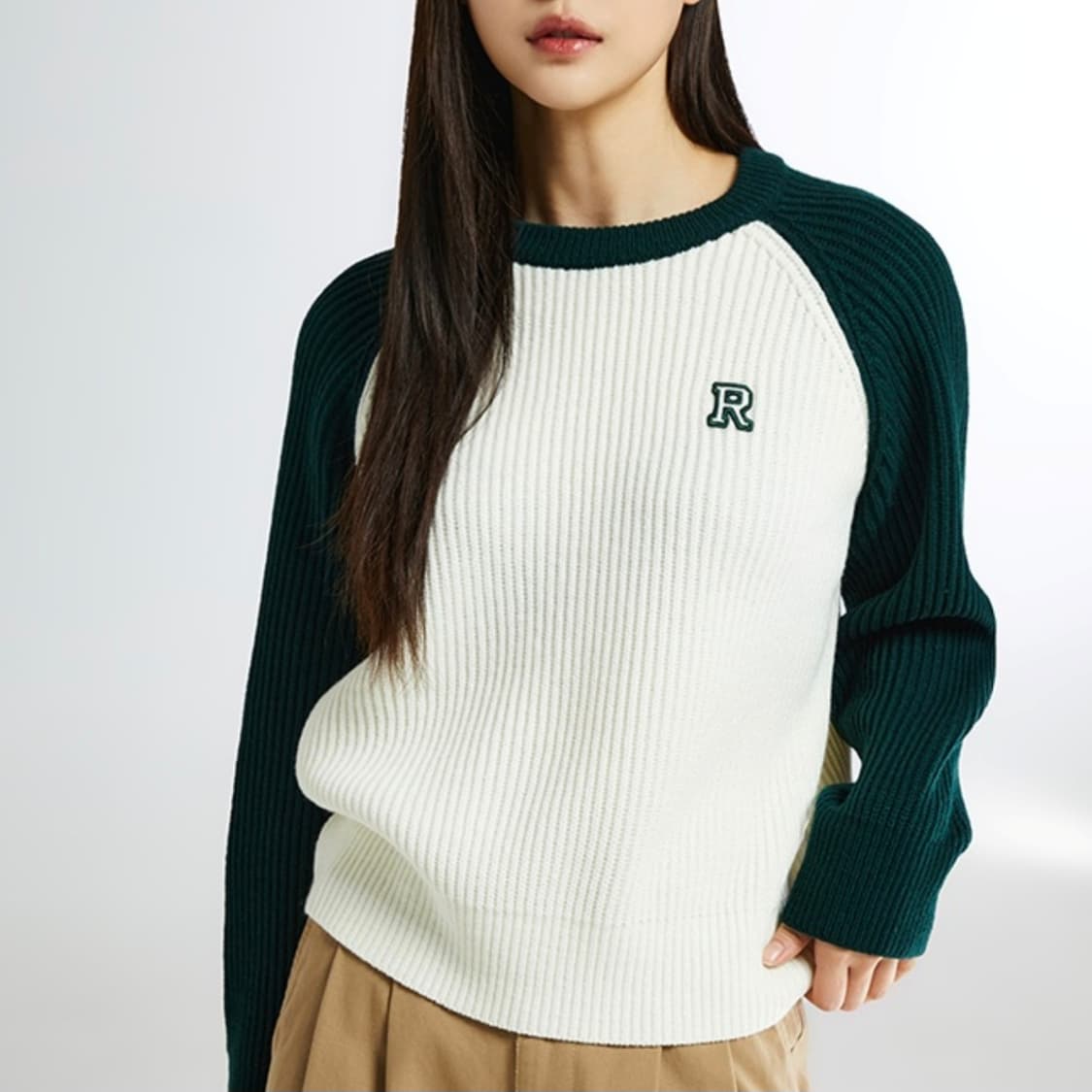 스파오 래글런 자수 스웨터 네이비 / 헌터 상품이미지1