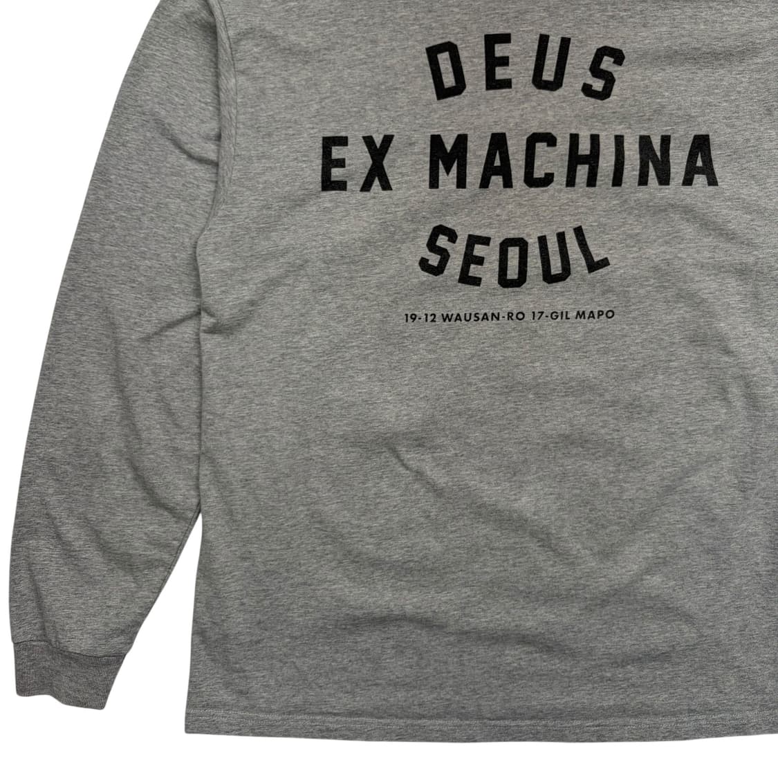 데우스 엑스 마키나 서울 컬리지 그레이 롱슬리브 L 상품이미지3