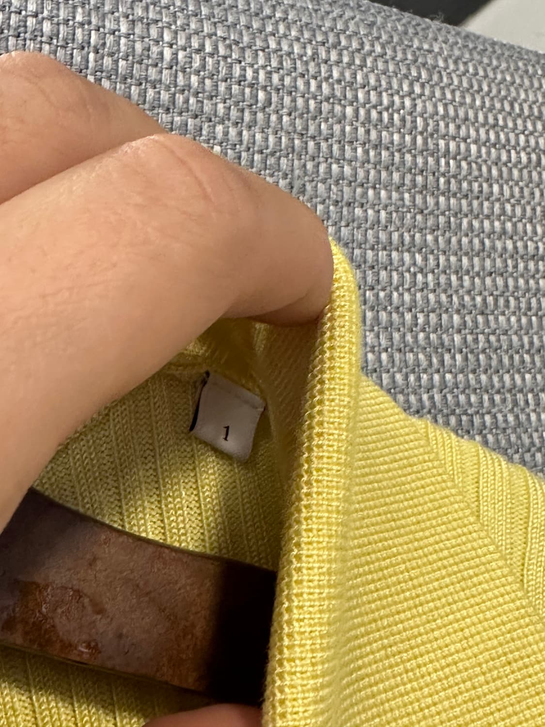 SANDRO 산드로 옐로우 리브 니트 카라 가디건 상품이미지6