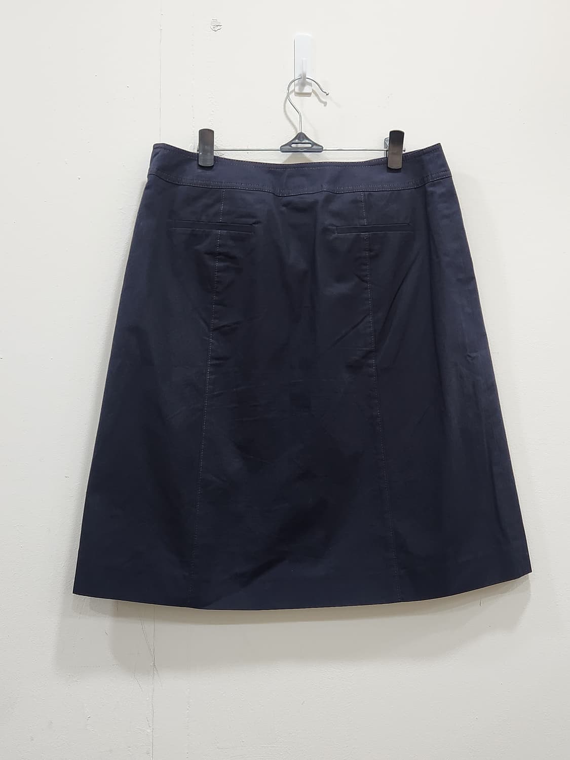 [26] BCBG 네이비 플리츠 스커트 67사이즈  (26인치) 상품이미지3