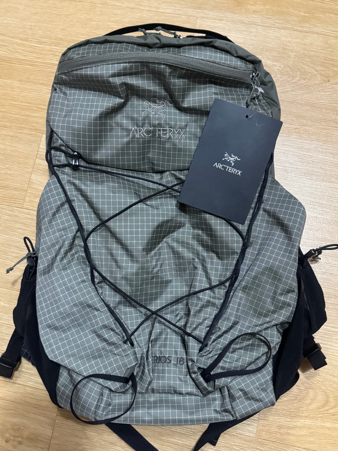 아크테릭스 에어리어스 18 백팩 포리지 상품이미지2