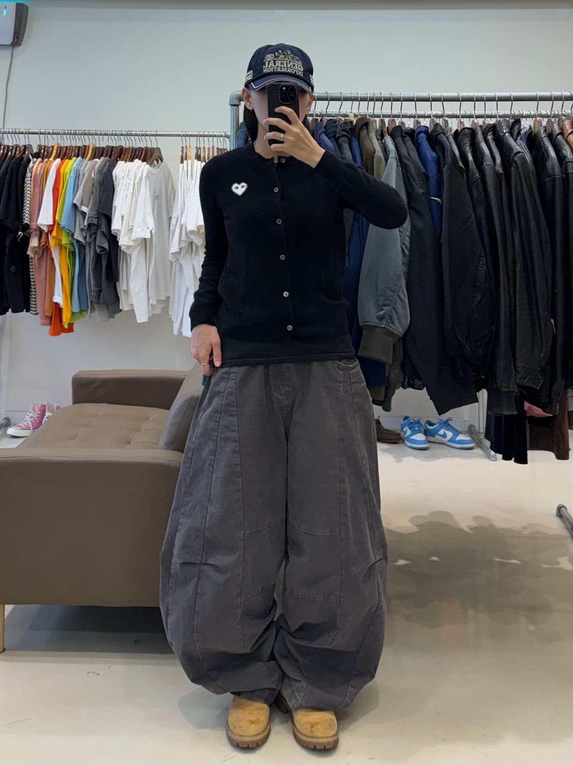 꼼데가르송 화이트 와펜 울 가디건 상품이미지7