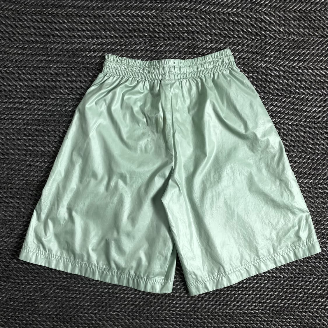 나이키 우먼스 더블 스우시 나일론 버뮤다 팬츠 o 3014 상품이미지3