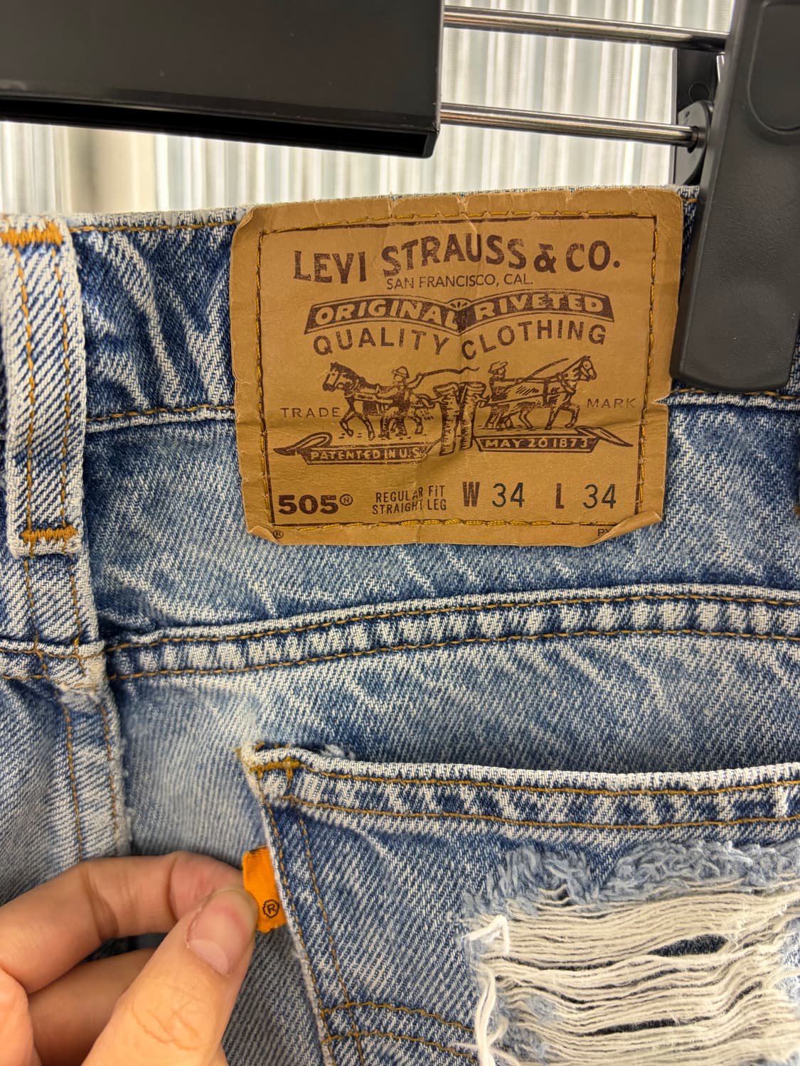 Levi's 505 destroyed denim 34 상품이미지5