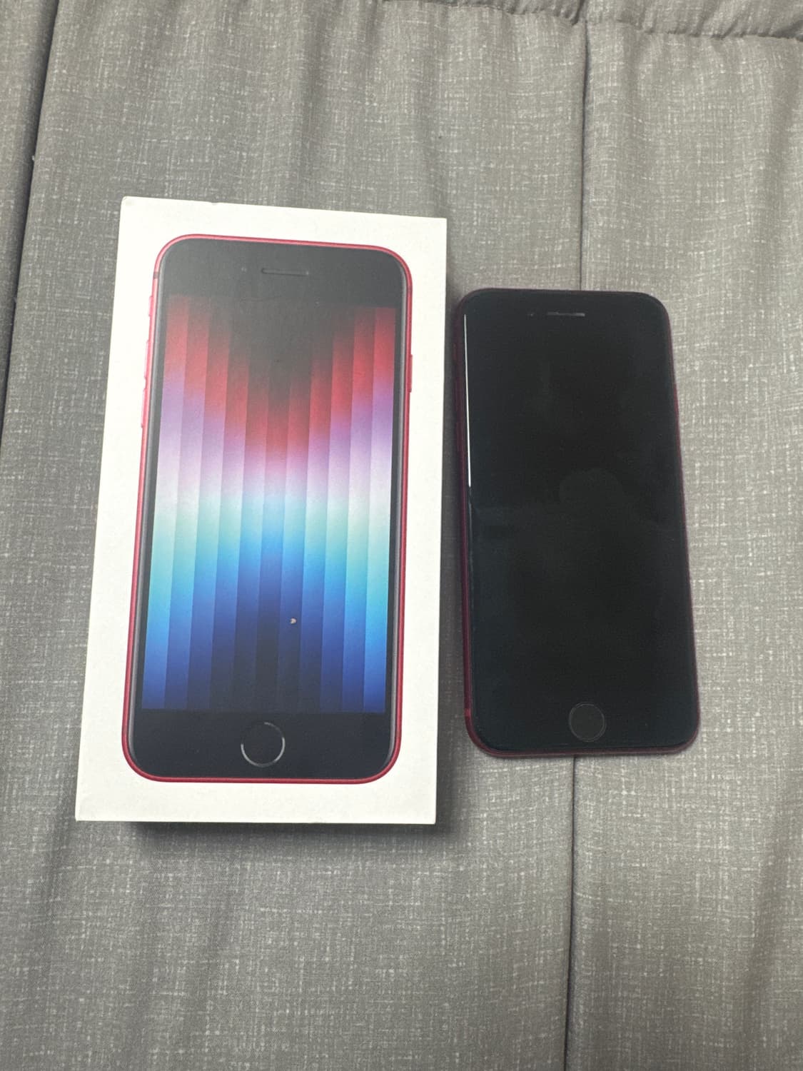 iPhone se 3레드 상품이미지4