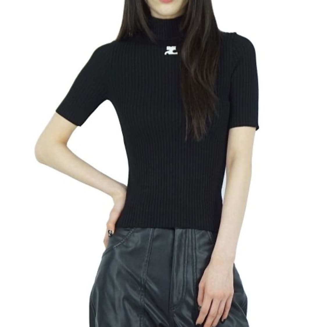꾸레쥬 여성 리에디션 로고패치 모크넥 반팔 니트 블랙 상품이미지2