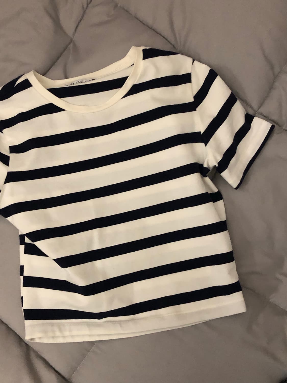 자라 스트라이프 크롭 면 반팔티 화이트/네이비 상품이미지1