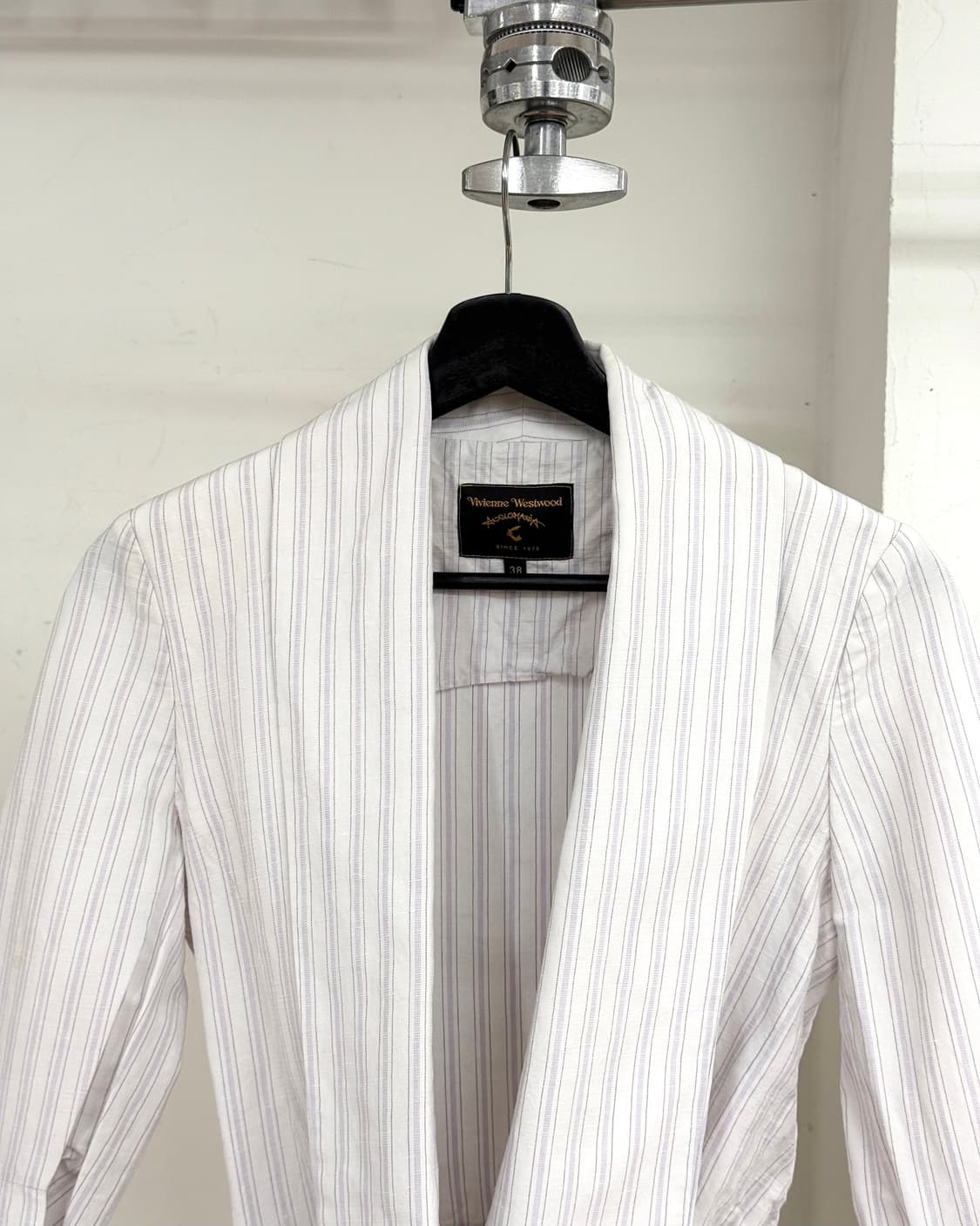 비비안 웨스트우드 핑크 핀스트립드 버튼 블레이저 상품이미지2