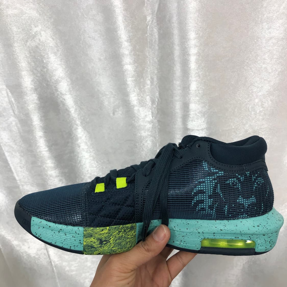 나이키 르브론 위트니스 8 농구화 사이즈270  상품이미지2